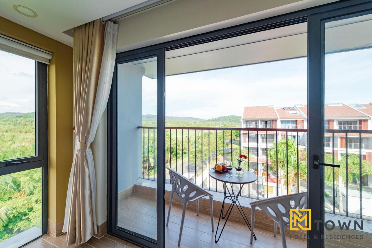 Mtown Hotel & Residences Phu Quoc - Long Beach Centre Kültér fotó