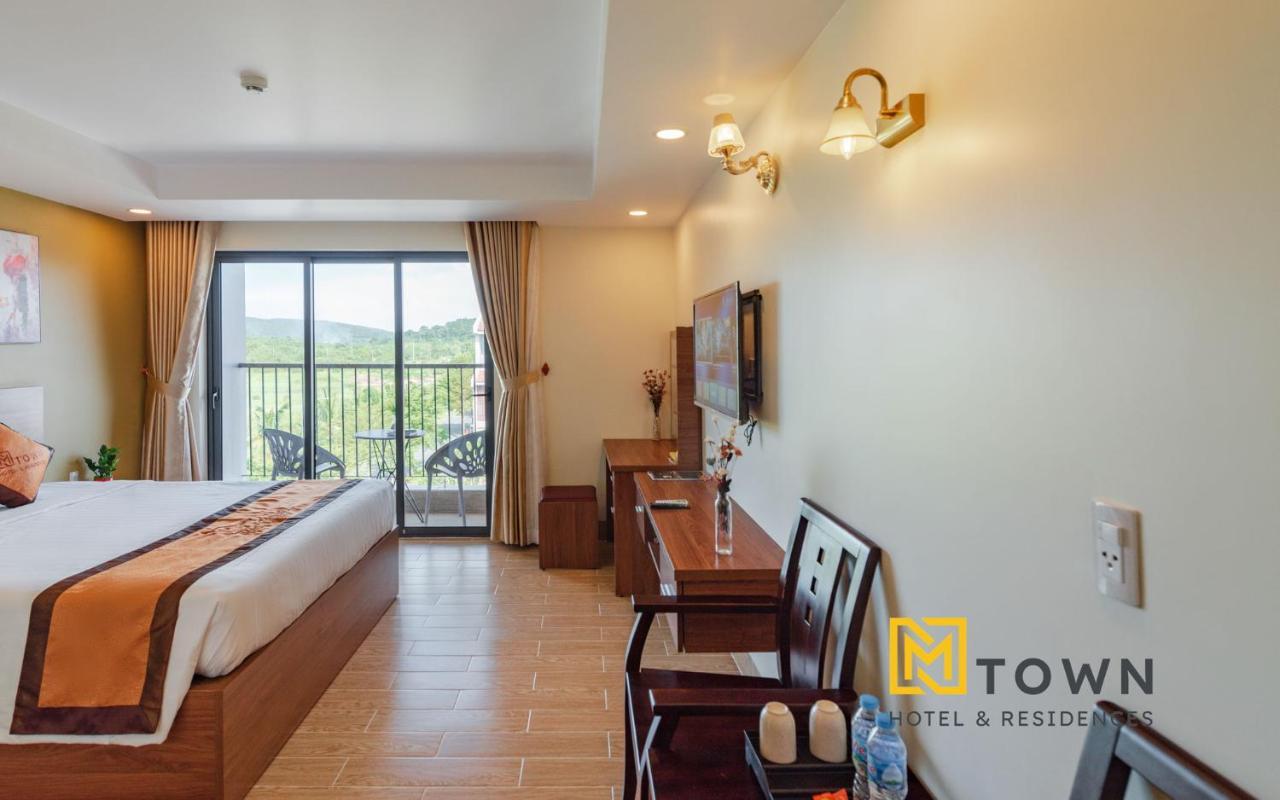 Mtown Hotel & Residences Phu Quoc - Long Beach Centre Kültér fotó
